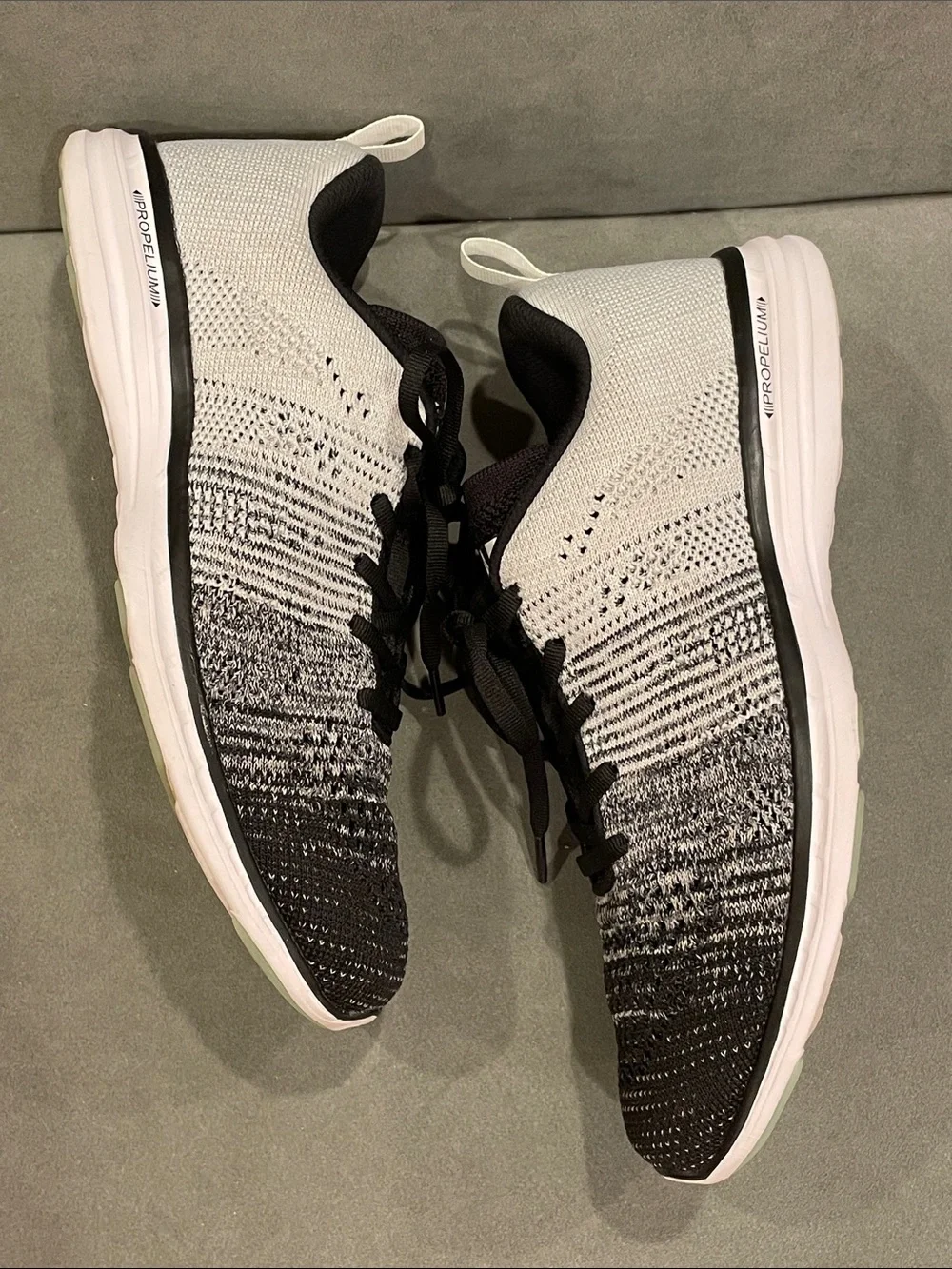 APL Techloom Pro W 10.5 Sneakers Mesh Lightweight Women’s Running Shoes